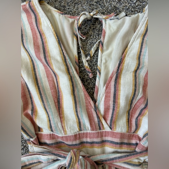 5/$25 American Eagle cotton/linen blend striped short jumper size medium - Picture 3 of 8